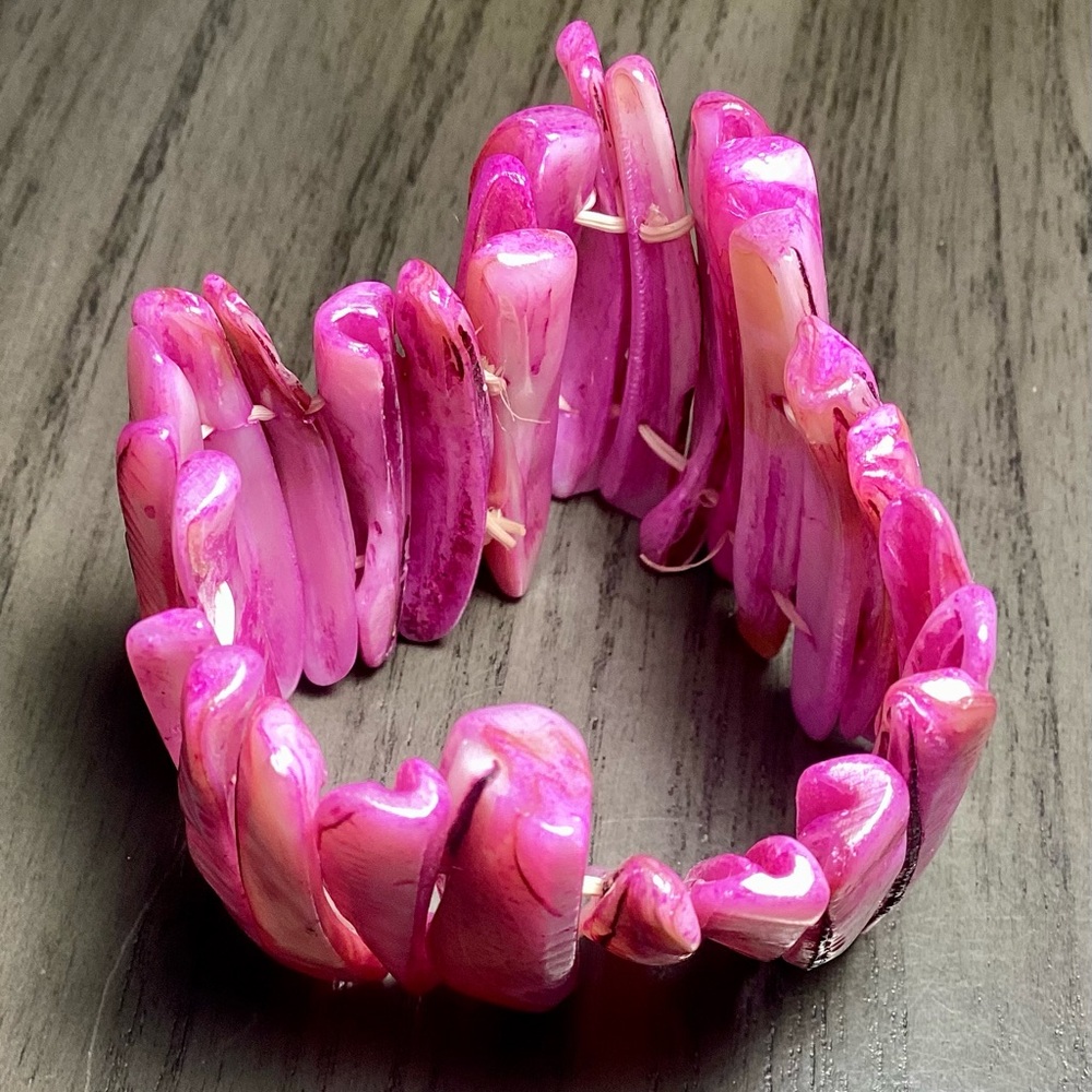 Vintage Light Pink Abalone Shell Stretch Bracelet 2”